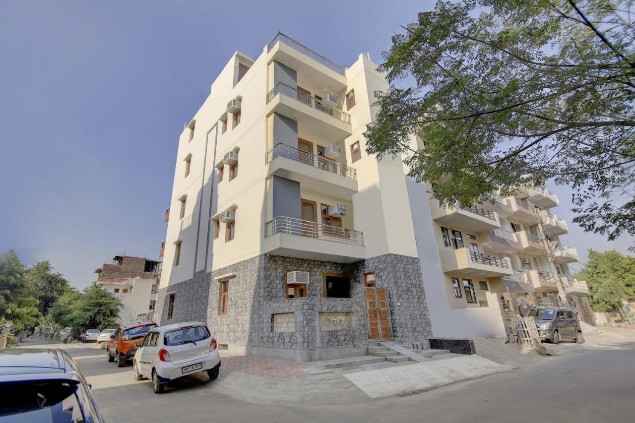 Collection O City Near Prem Mandir Gurgaon Exterior photo